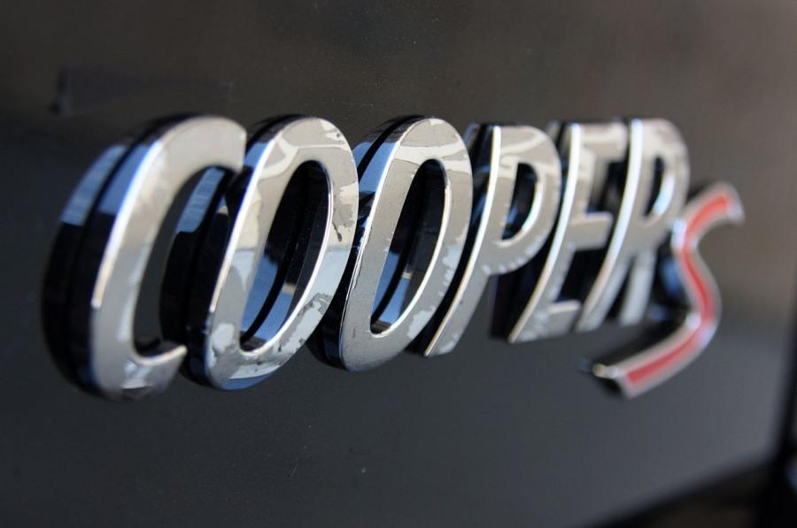  Mini Cooper Countryman 2011 года  (фото 36 из 160)